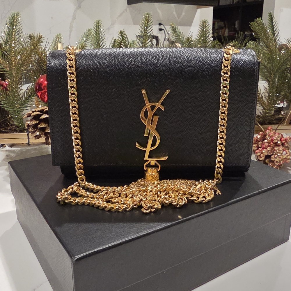 Saint Laurent Kate Medium Tassel Wallet
